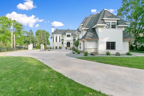 Cost of Concrete Driveway Installation in Orland Park